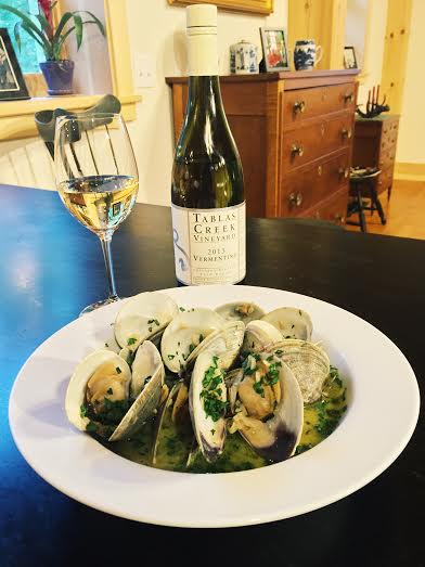 Vermentino and Clams