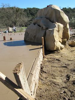 Embedded_boulder_0001