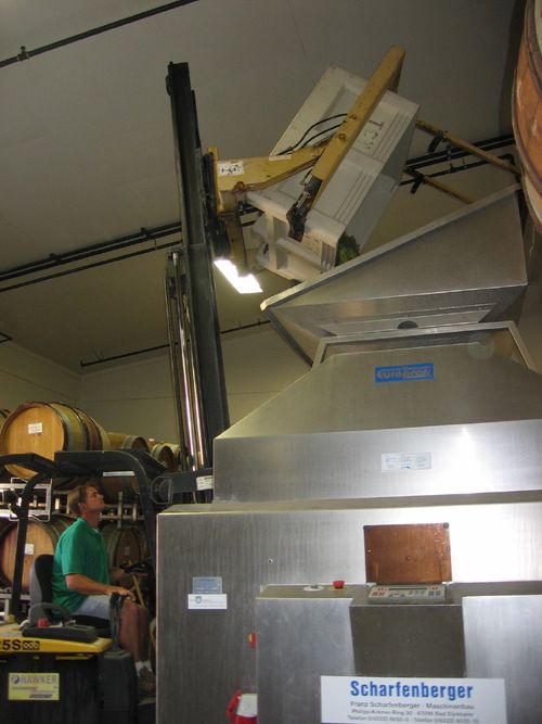 Harvest_2009_begins_0004