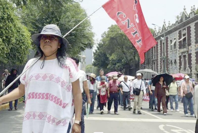 ¡SEP OFRECE BONO A CNTE!