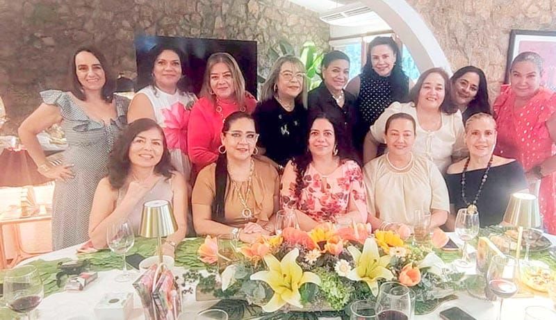 MARÍA DE LA CERDA CELEBRA CUMPLEAÑOS