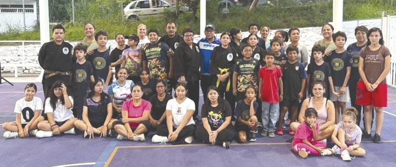 ¡PRIMER TALLER DE DEFENSA PERSONAL PARA DAMAS Y NIÑAS!