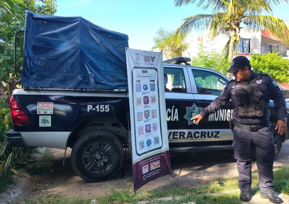 ¡DAMA AMENAZÓ A SU VECINO Y DESTROZÓ LA TUBERÍA DEL TINACO!