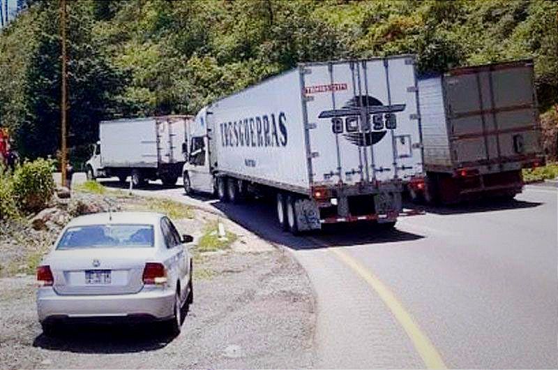 ¡OTRO ASALTO MASIVO!