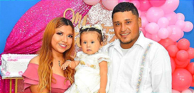 ¡ES BAUTIZADA HANNIA NICOLE!