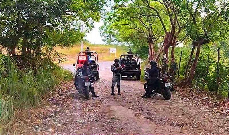 ¡DEJAN CADÁVER DECAPITADO EN  MARTÍNEZ DE LA TORRE! -El cuerpo fue localizado por pobladores en un camino que conduce al viejo basurero municipal