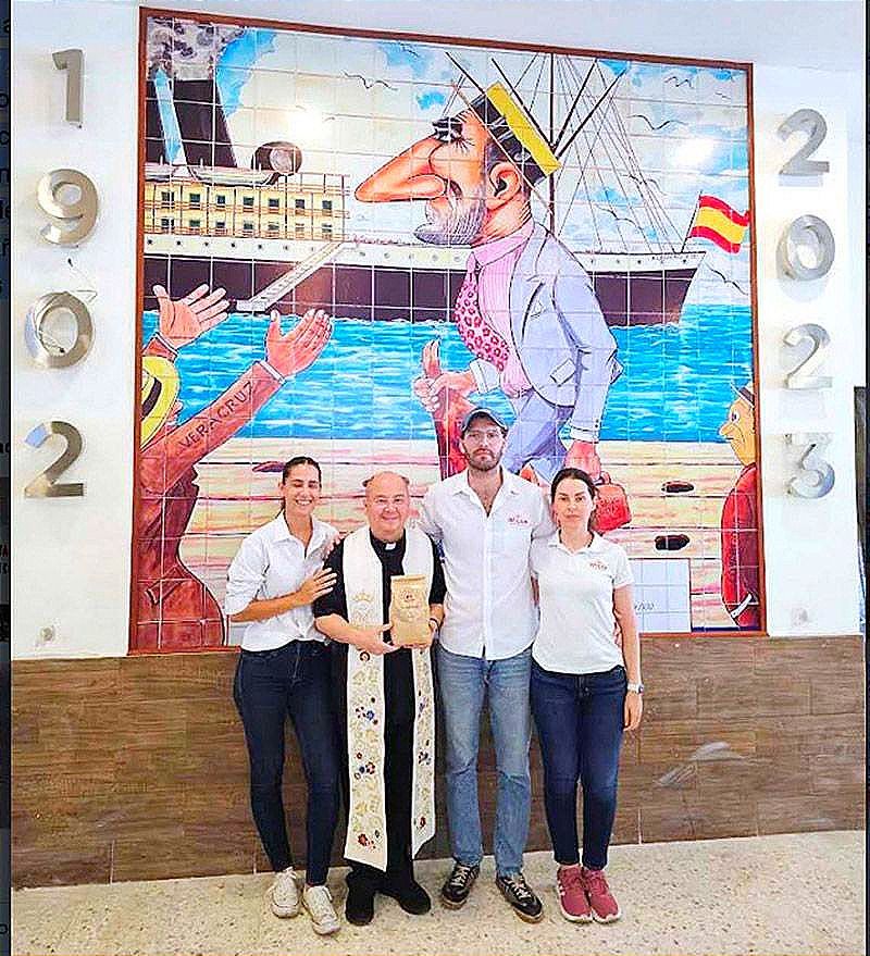 ¡BENDICEN CAFETERÍA EL ALBA¡ -*REACTIVAN EL CENTRO, Abre este viernes