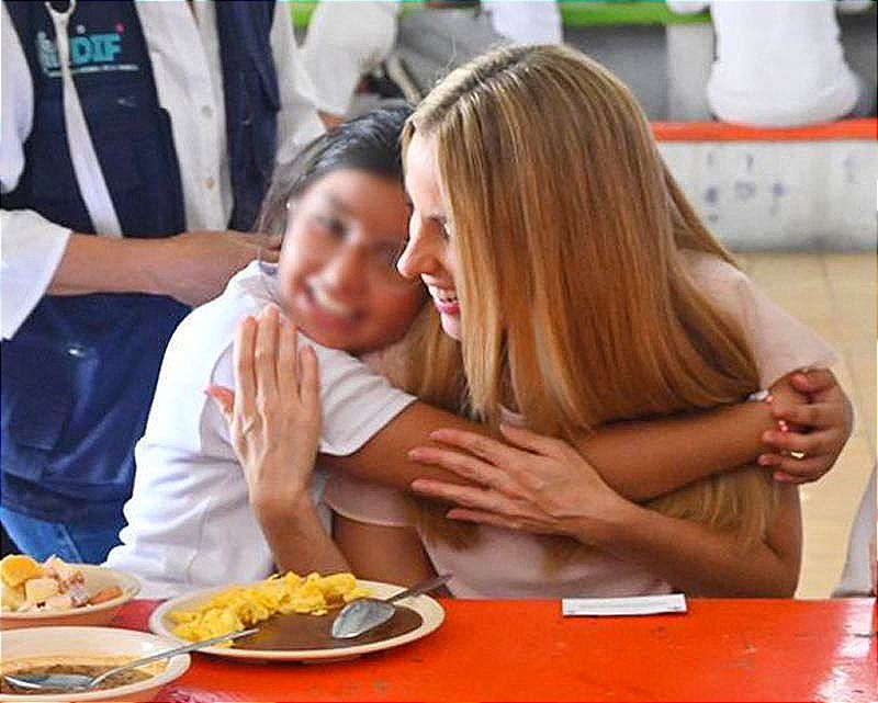 ¡LLEVAN DESAYUNOS A LA CHAVIZA!