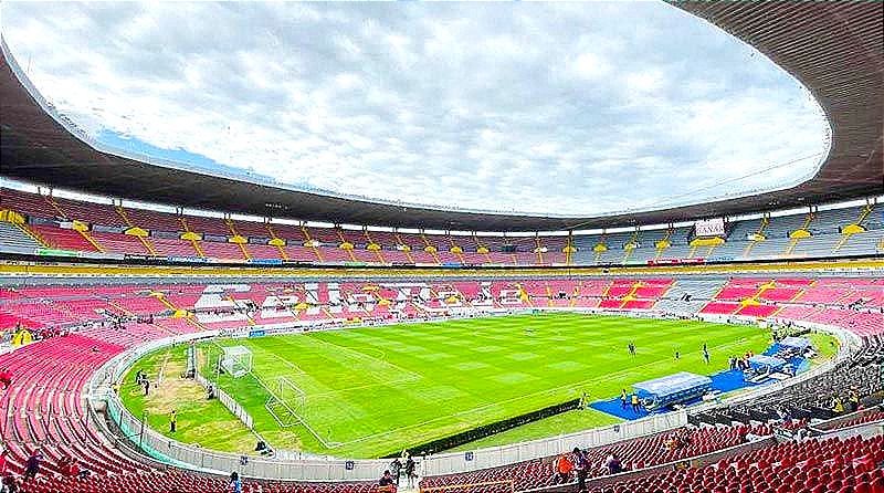 ¡OTRA VES EL AKRON CIERRA PARA EL FÚTBOL! -Se lo dan a "The Weekend" para su concierto