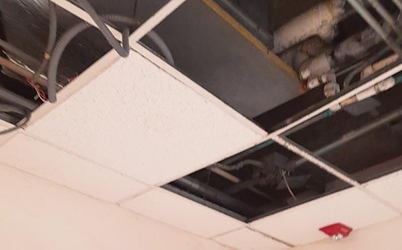 ¡CUMPLEN UN AÑO SIN CLIMA EN LA CIUDAD JUDICIAL!