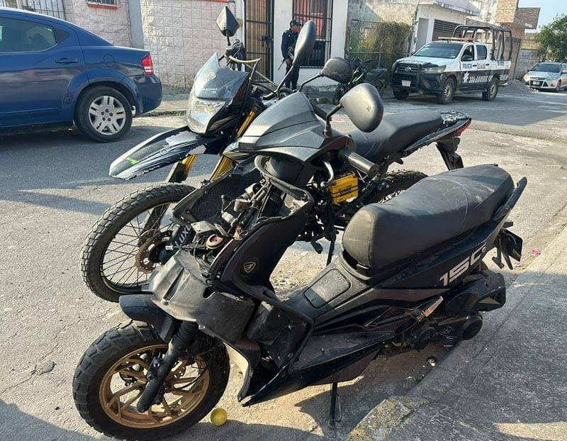 ¡ASEGURAN MOTOCICLETAS CON REPORTE DE ROBO!
