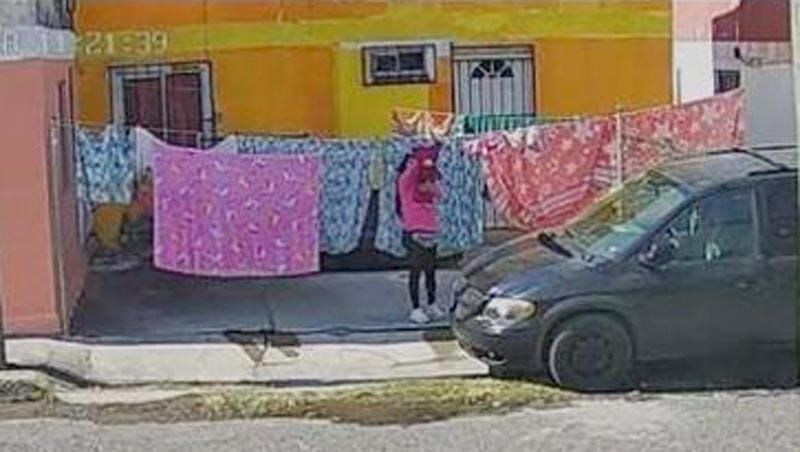 ¡CACHAN A LA ZAR DE LOS TENDEDEROS!