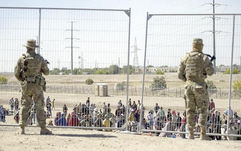 ¡CRISIS MIGRATORIA PERSIGUE A BIDEN!