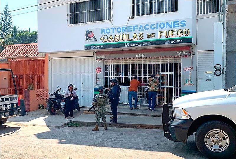 ¡NO LE ACEPTO LA EXTORSIÓN! - SE VA CON LAS MANOS VACÍAS DE UNA REFACCIONARÍA!