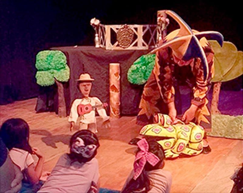 PRESENTAN "LA PRINCESA Y EL DRAGÓN" Y "LEYENDAS Y RELATOS DE LA VERA-CRUZ"