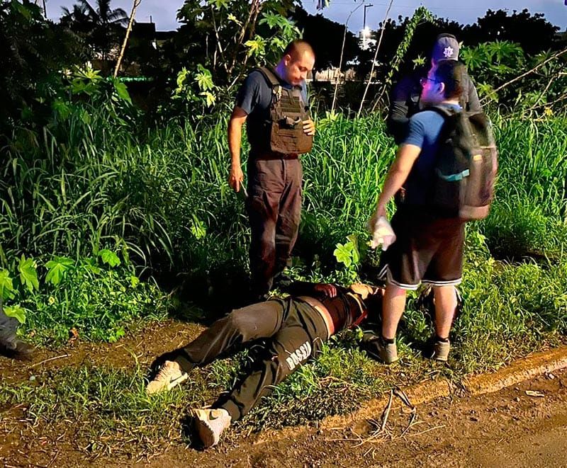 ¡CAFRE EMBISTE A JOVEN MUJER MOTOCICLISTA! - CARRETERA VERACRUZ-XALAPA