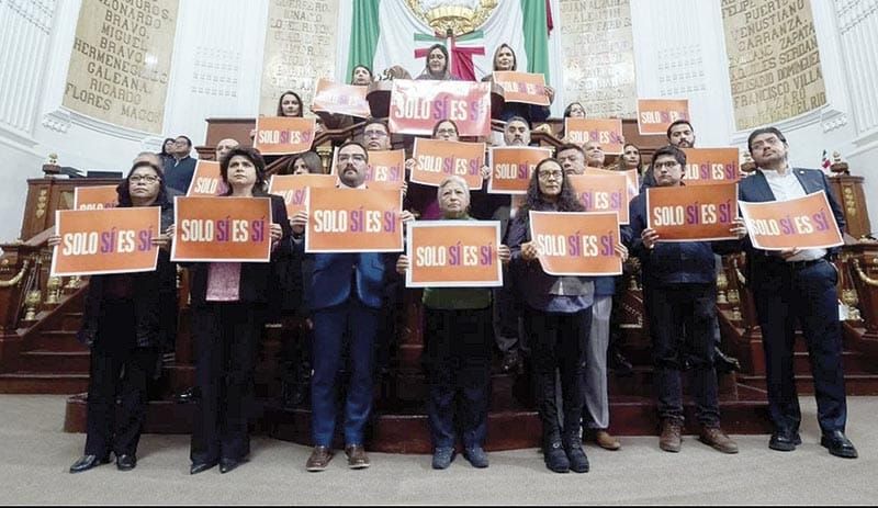 ¡PRESENTAN INICIATIVA EL “SOLO SÍ ES SÍ”! - *Para reformar el Código Penal en materia de delitos sexuales