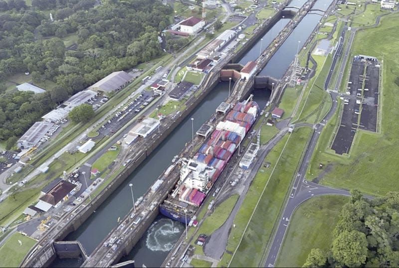 ¡TRUMP AMENAZA CON INTENTAR RECUPERAR EL CANAL DE PANAMÁ! - EL PRESIDENTE MULINO LO RECHAZA