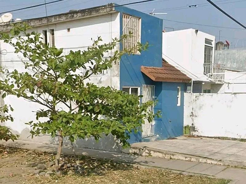 ¡ENCUENTRAN GUARIDA DE LADRÓN DONDE DESVALIJA MOTOS ROBADAS!