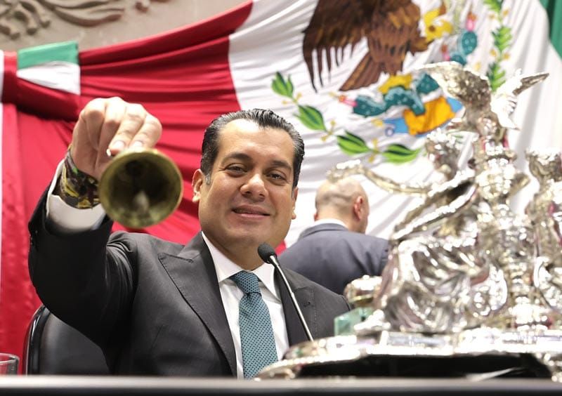 ¡CHEKO VS. TRUMP!