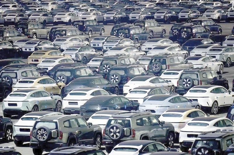 ¡PLANTEA TRUMP IMPONER ARANCELES A LOS AUTOS PARA EL 2 DE ABRIL!