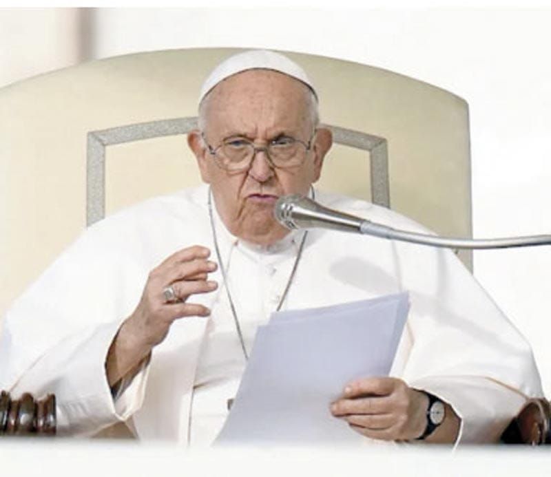 ¡EL VATICANO DICE QUE EL PAPA ESTÁ “MEJORANDO”!