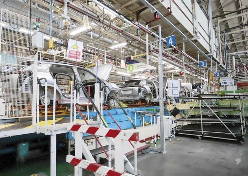¡TRUMP OTORGA UN MES DE EXENCIÓN A LOS ARANCELES DE AUTOMÓVILES IMPORTADOS DE MÉXICO Y CANADÁ!