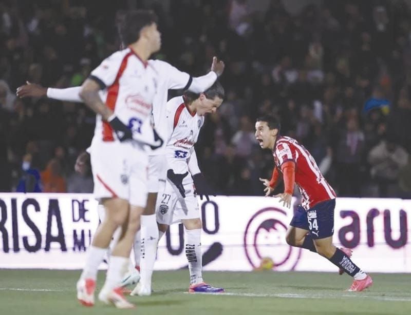 ¡CHIVAS SUMA UN PUNTO ANTE JUÁREZ!