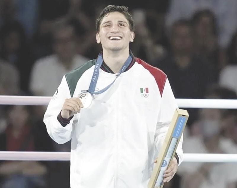 ¡DEBUTARÁ MARCO VERDE EN FUNCIÓN DE “CANELO” ÁLVAREZ!