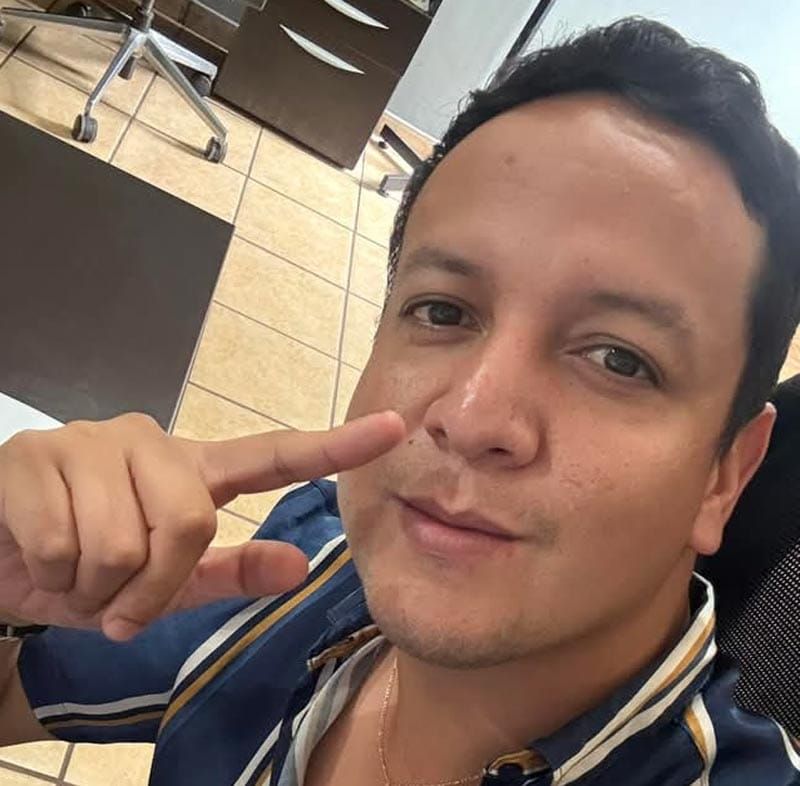 ¡ACALAMBRAN A IVÁN!