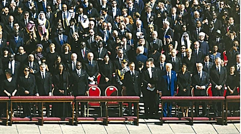 ¡TRUMP Y ZELENSKI HABLAN CARA A CARA! - *Durante el sepelio del Papa Francisco
