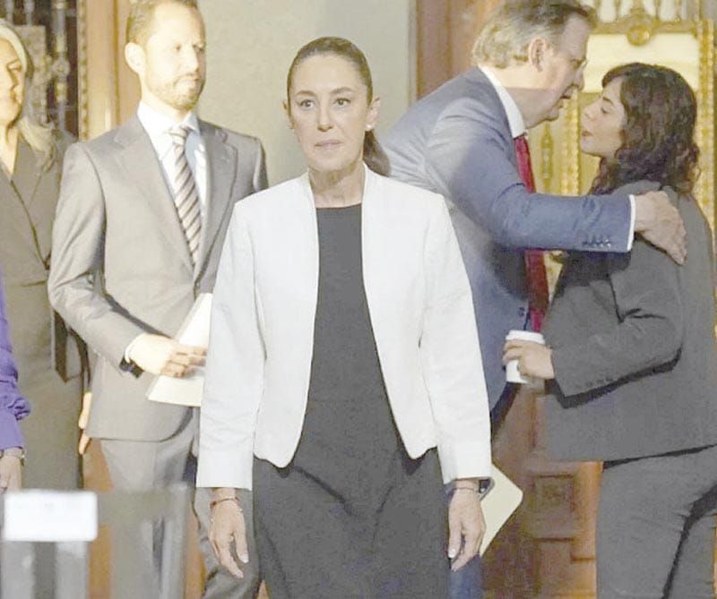 ¡SHEINBAUM NIEGA CENSURA!