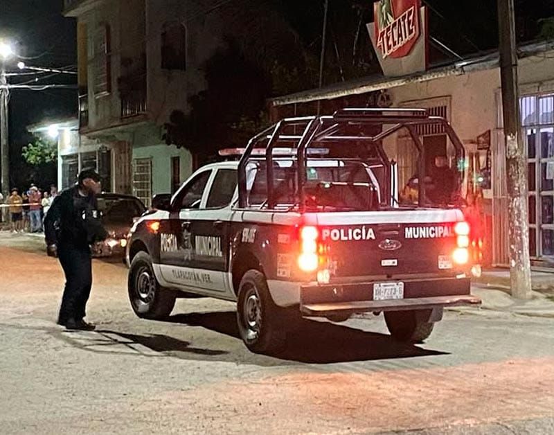 ¡DOS EJECUTADOS EN DEPÓSITO DE CERVEZAS EN TLAPACOYAN!