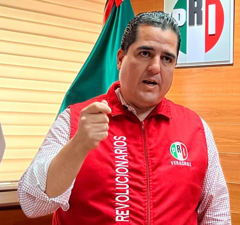 ¡LE BAJAN 7 ASPIRANTES! - Y EN UN SOLO MUNICIPIO