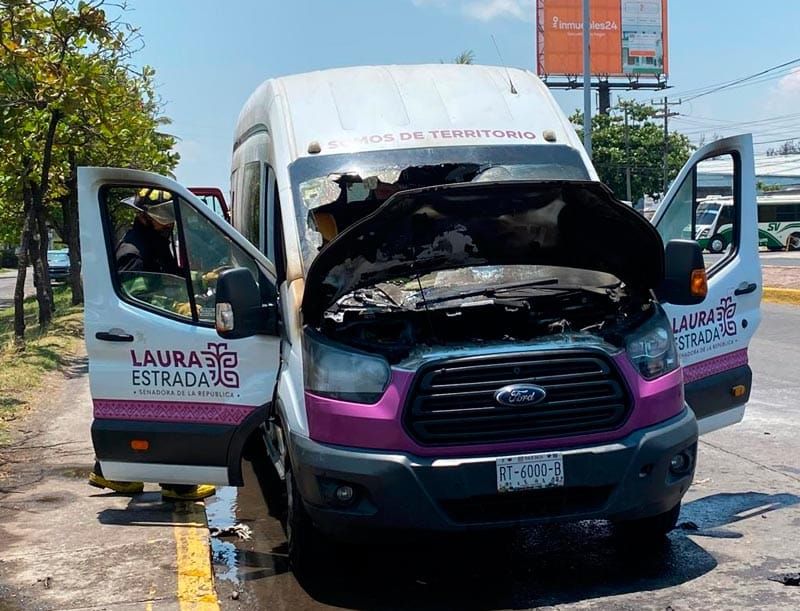 ¡SE QUEMÓ CAMIONETA DE SENADORA EN EL FLORESTA!
