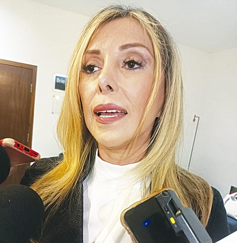 ¡VINO LA FISCAL DE HIERRO!