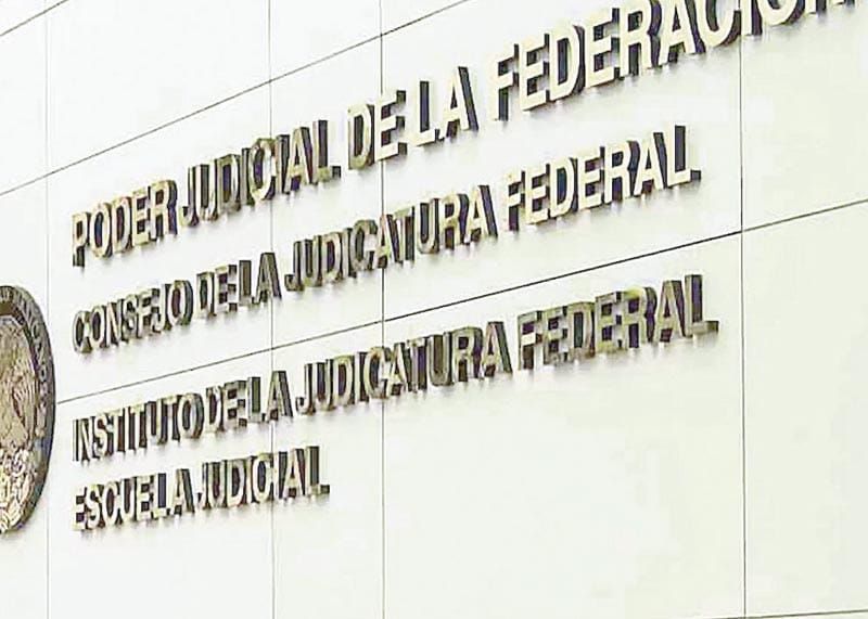 ¡NAFIN TRANSFIERE 10 MIL MILLONES DE FIDEICOMISOS DEL PODER JUDICIAL A TESORERÍA DE LA FEDERACIÓN! - CON UNA MANO EN LA CINTURA