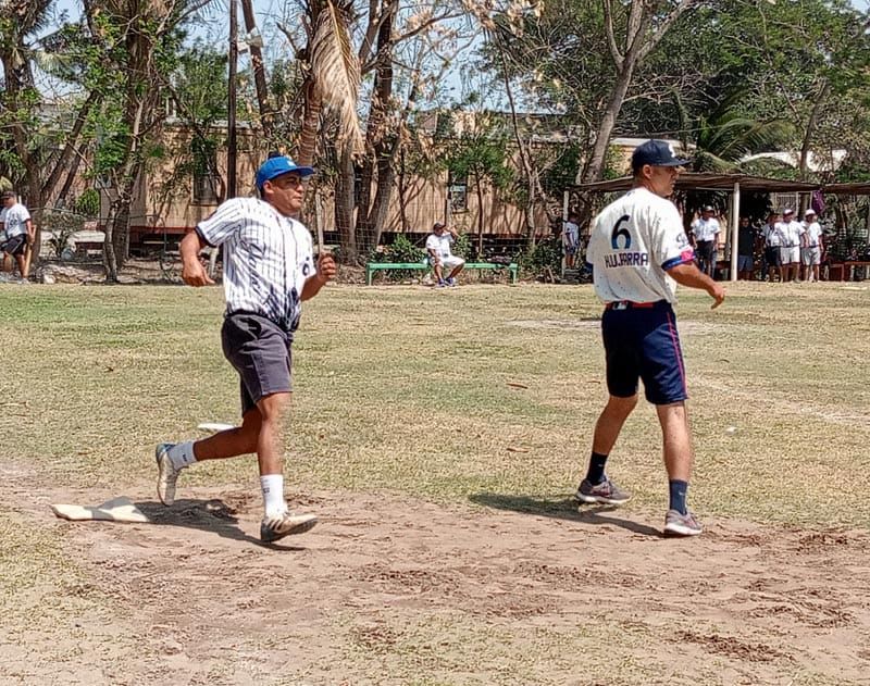 ¡PERICOS GANA Y ES SUB LÍDER!