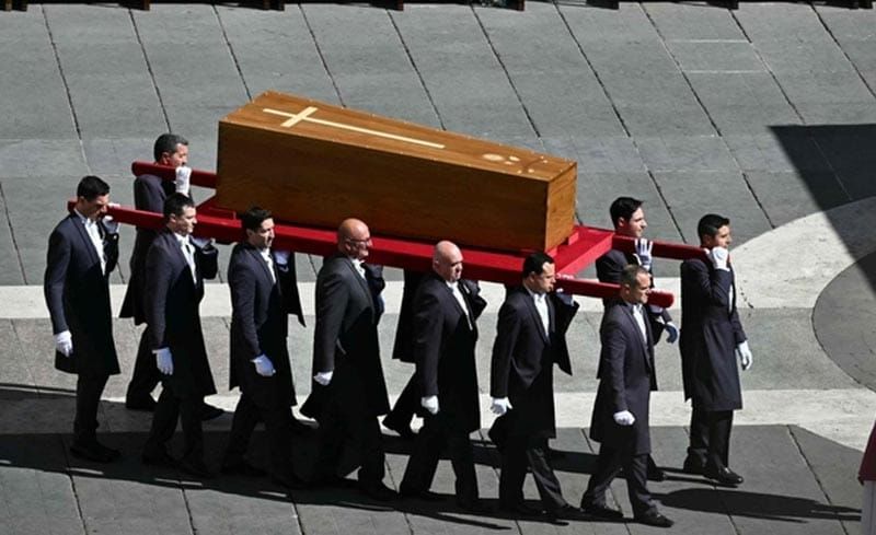 ¡ÚLTIMO ADIÓS AL PAPA FRANCISCO! - ESTA MADRUGADA