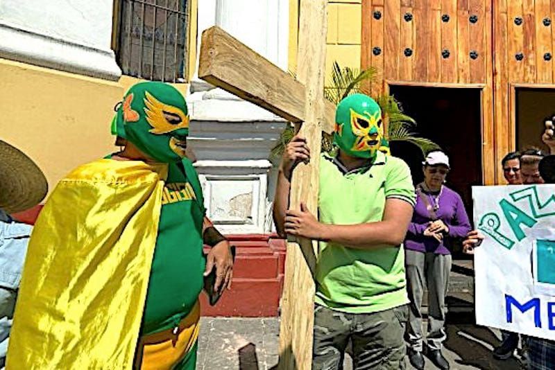 ¡40 AÑOS DEL ECOLOGISTA UNIVERSAL! - VIACRUCIS CONTRA CHERNOVERDE