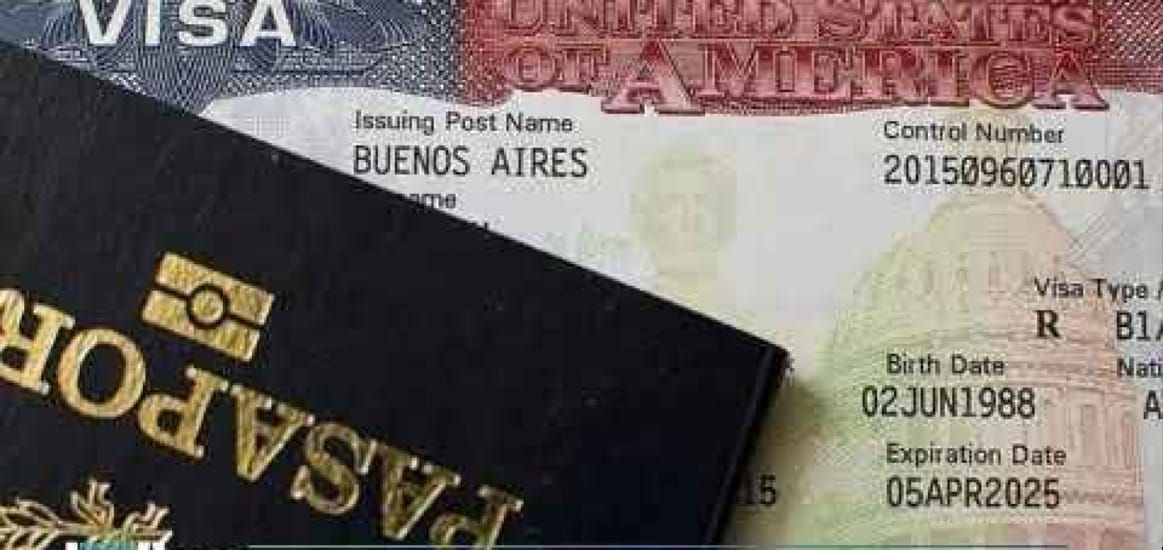¡UNIVERSIDADES DE EU DICEN QUE EL GOBIERNO ESTÁ REVOCANDO LAS VISAS DE ESTUDIANTES INTERNACIONALES!