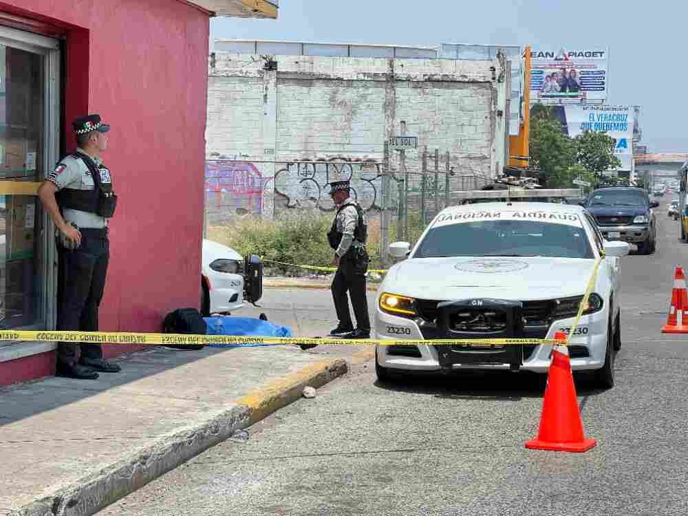 ¡UN MUERTO EN PLAYA LINDA, OTRO EN LA AUTOPISTA A CÓRDOBA! - 75 Y 35 AÑOS