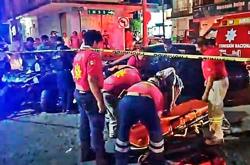 ¡BORRACHO EMBISTIÓ CUATRIMOTO Y DEJA LESIONADO A PILOTO!