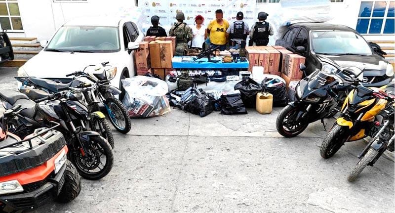 ¡ASEGURAN 6 MOTOS Y 2 AUTOS EN CATEOS EN TIERRA BLANCA!