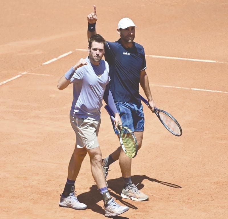 ¡AVANZA SANTIAGO GONZÁLEZ EN TORNEO ROLAND GARROS!