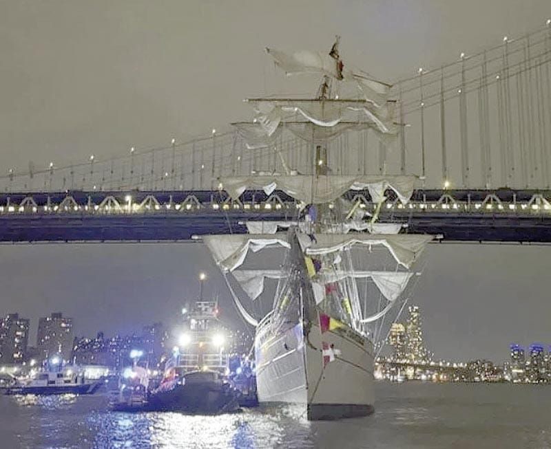 ¡EL “CUAUHTÉMOC” ESTABA A CARGO DEL  PILOTO DE PUERTO DE NUEVA YORK CUANDO COLISIONÓ!