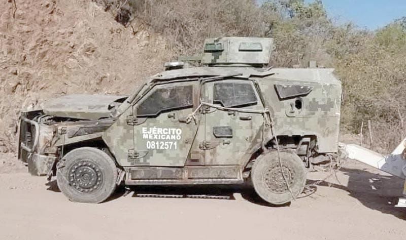¡MUEREN OCHO  MILITARES POR EXPLOSIÓN DE MINA!