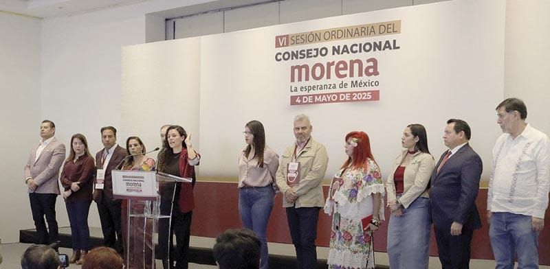 ¡DESOYEN A SHEINBAUM; IGNORA MORENA REGULACIÓN DE LAS PRECAMPAÑAS!