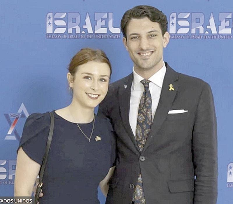 ¡ASESINAN A DOS MIEMBROS DE EMBAJADA DE ISRAEL!