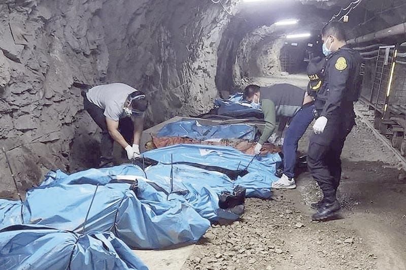¡ASESINAN A 13 TRABAJADORES DE UNA MINA DE ORO EN PERÚ!
